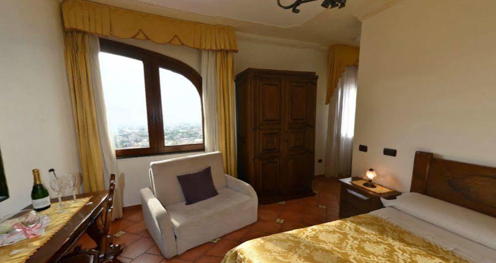 Villa Palmentiello SantʼAntonio Abate Exterior foto